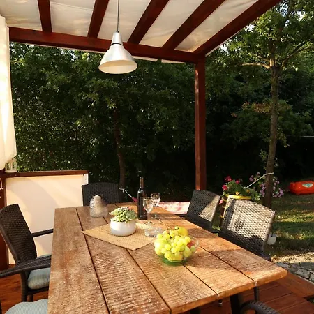 Charming With Private Pool Near The Sea And Garden